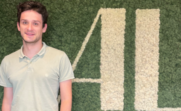 Avec Nils Van Nuffel, notre équipe d’experts s’adjoint les services d’un juriste.